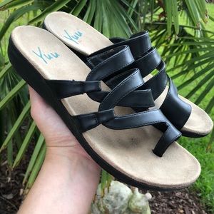 Yuu | Shoes | Yuu Black Julia Strappy Sandals 7 | Poshmark